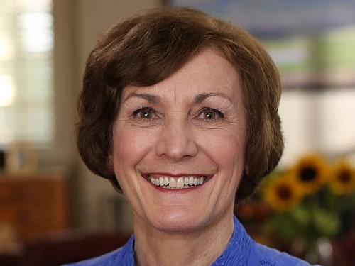 Headshot of Barbara Bollier.